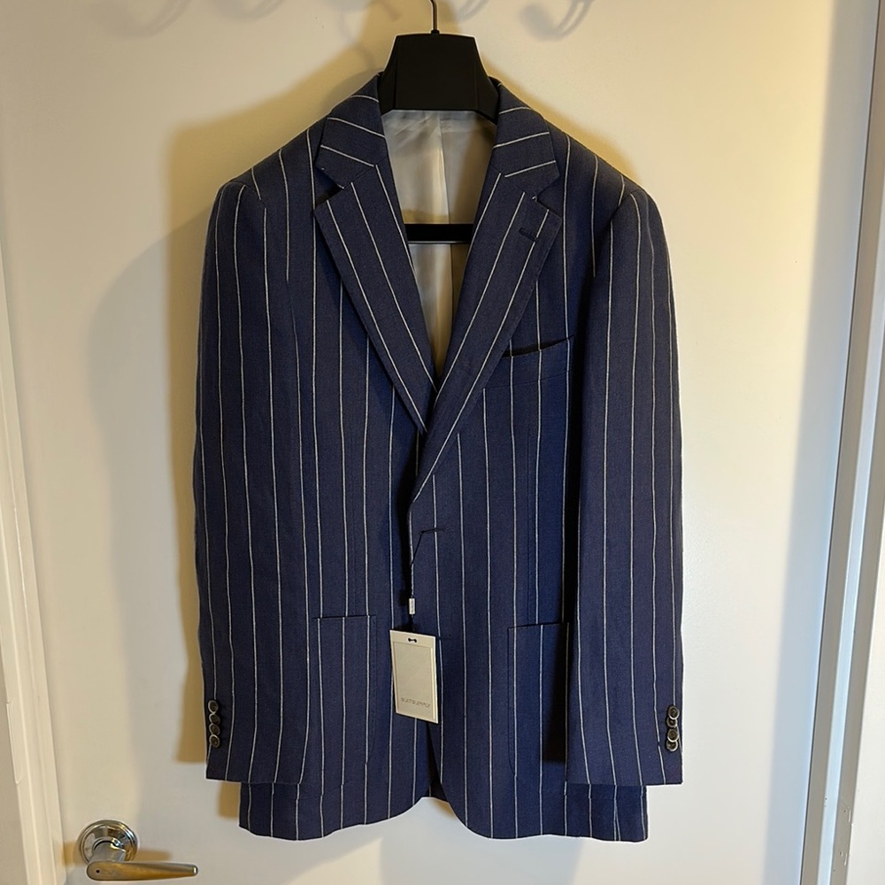 Suitsupply Light Blue and White Pinstripe Linen Blazer